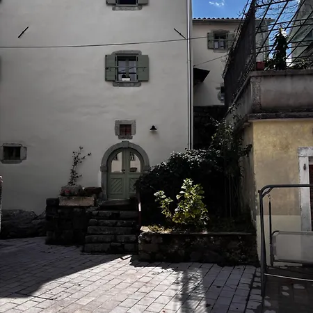 Casa Anno 1809 *